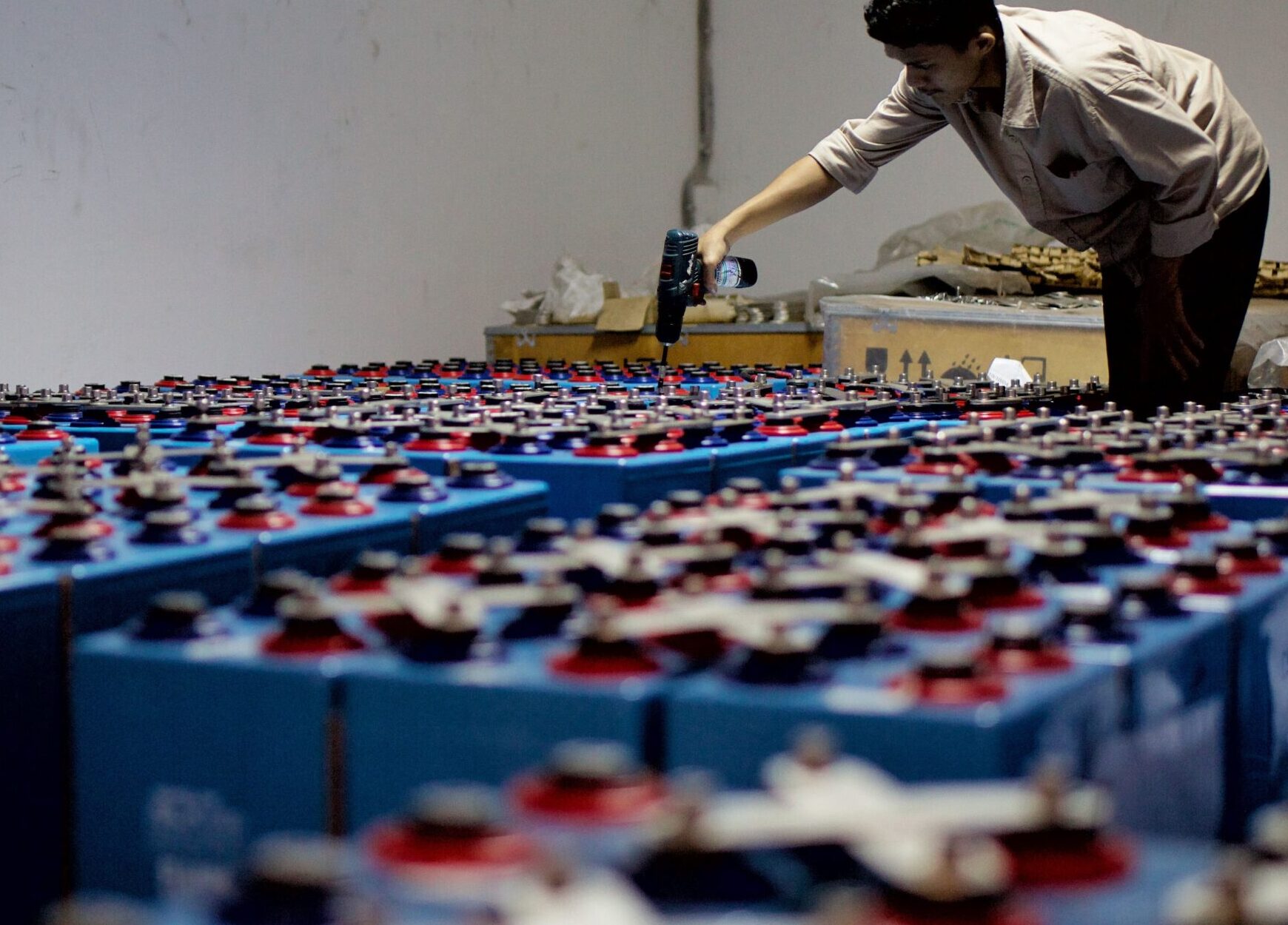 Solar storage battery